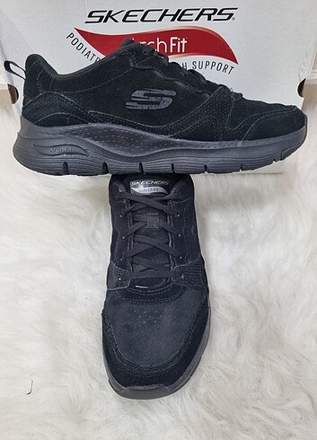 38 Beden siyah Renk Skechers Ayakkabı