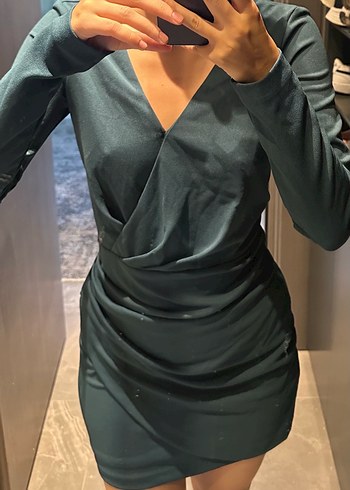 Zara Drapeli Siyah V Yaka Midi Elbise mint yeşil