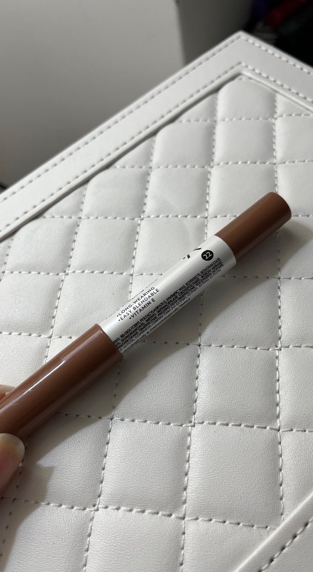 Golden Rose Parlatıcı Bej Dudak Kalemi - Görsel 2