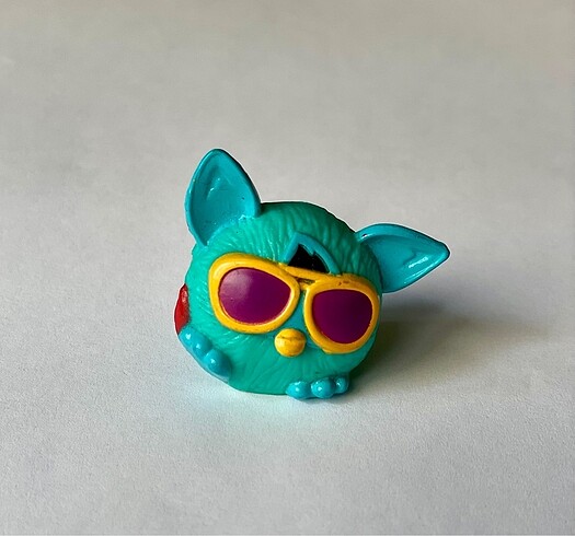 Furby figür oyuncak
