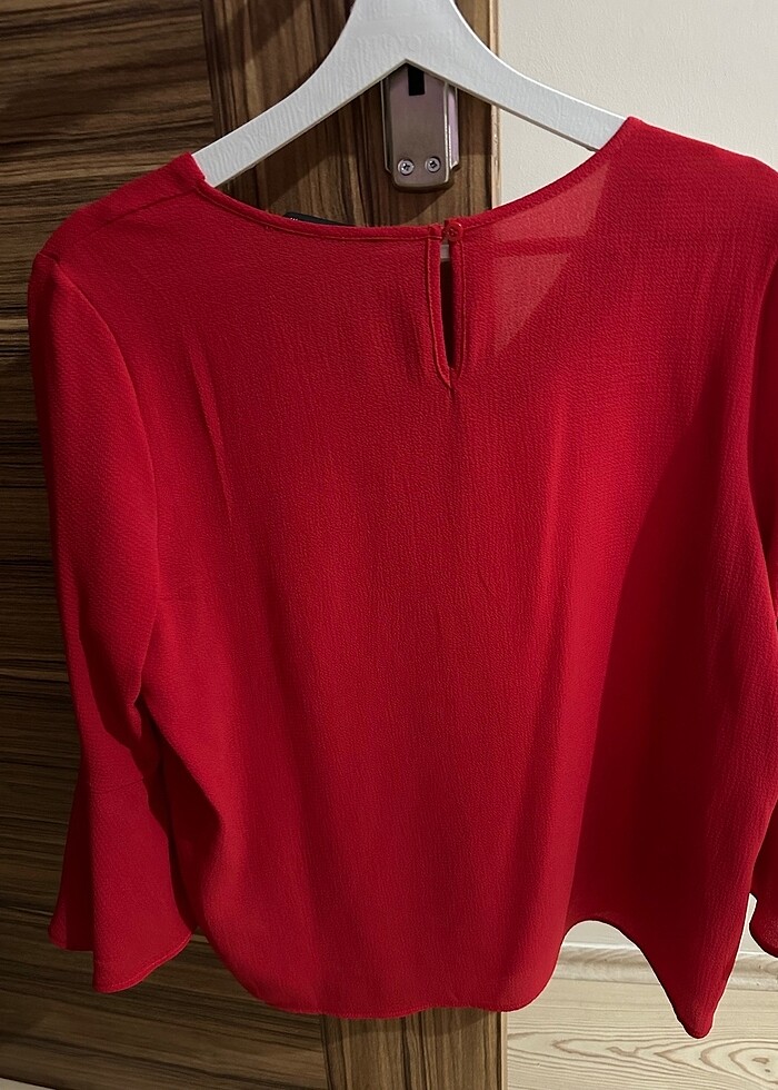 Defacto kırmızı bluz - Görsel 2