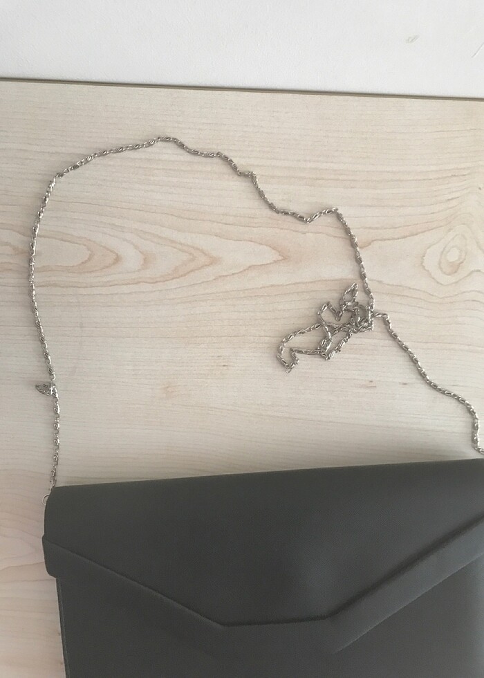 Çanta zincirli - Görsel 3