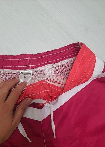 38 Beden pembe Renk Kırmızı Bel Bantlı Erkek Mini Şort