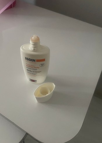 ISDIN Fusion Fluid SPF 50 Güneş Koruyucu - Görsel 4