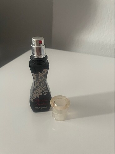 Beden Christina Aguilera Parfüm (15 ml)