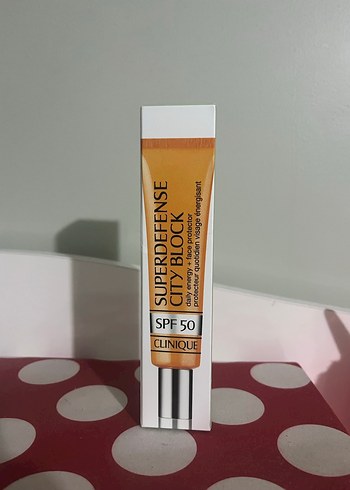 Clinique SPF50 Güneş Koruyucu 40ml - Görsel 3