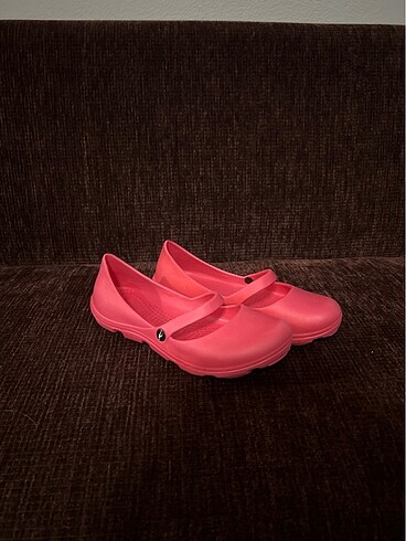 Crocs muadil