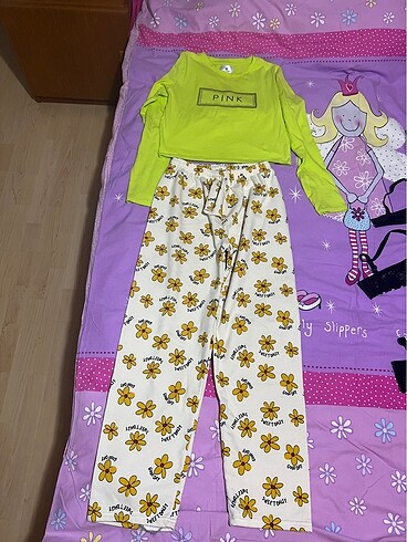 m Beden çeşitli Renk Pijama ayrı ayrı