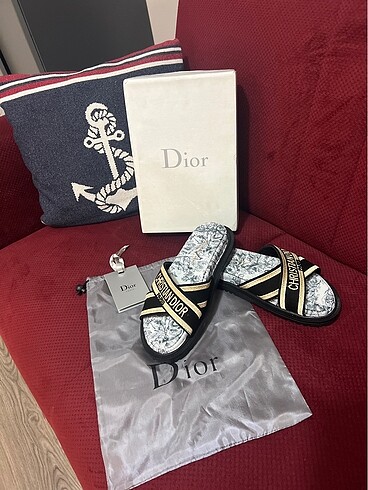 39 Beden Dior terlik