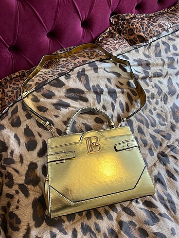 Beden altın Renk Balmain gold devasal model çanta