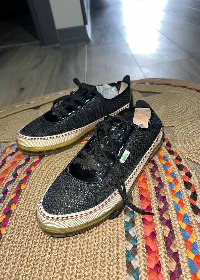 Lacoste ayakkabı - Görsel 3