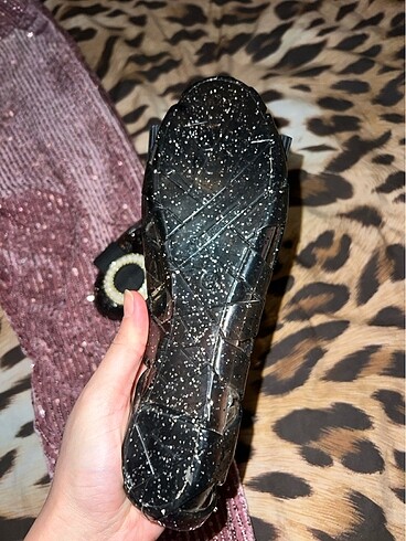 Payet dökümlü pantolon - Görsel 10