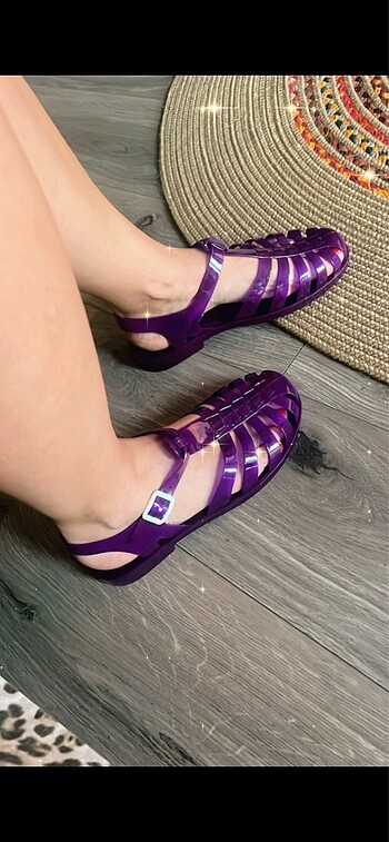 Crocs Sandelet marka temsili