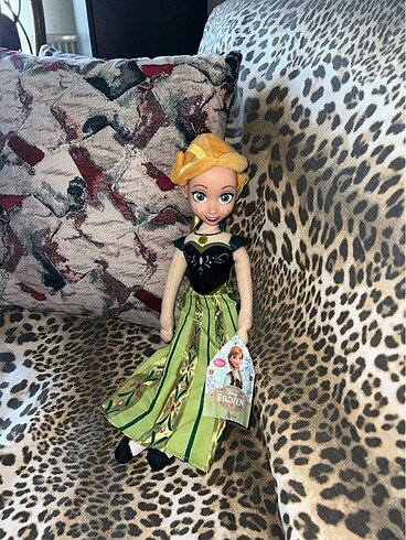 Disney lisanslı anna bebek