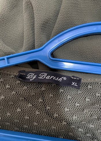 2 tane bluz yeşili 1 kere giyildi sadece - Görsel 6