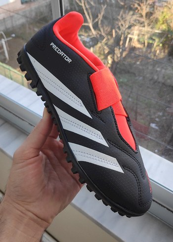 Adidas Predatör Cırtcırtlı Halısaha - Görsel 2
