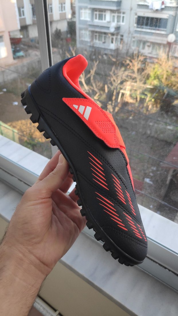 Adidas Predatör Cırtcırtlı Halısaha - Görsel 3