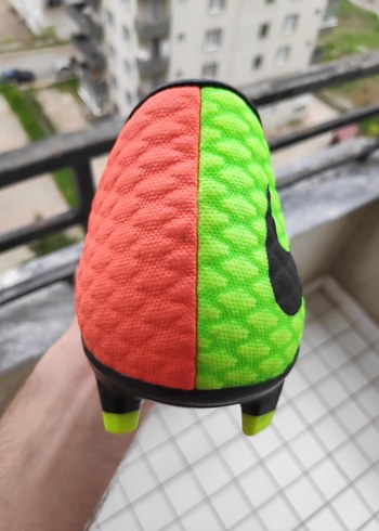 44 Beden Hypervenom Krampon