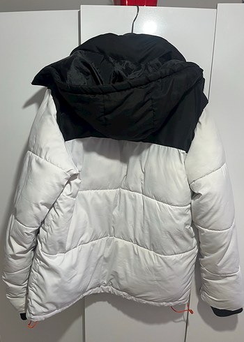 Bershka beyaz mont - Görsel 5