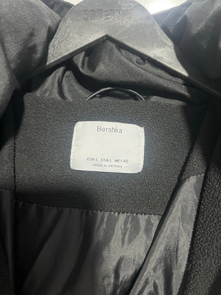 Bershka beyaz mont - Görsel 2