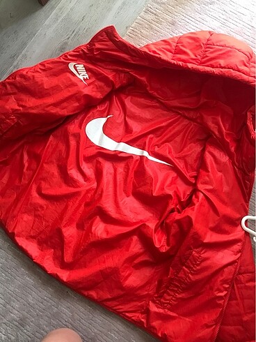 s Beden Nike Mont
