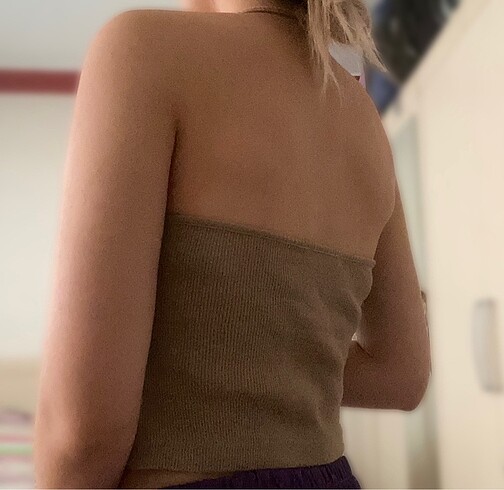 s Beden BOYUNDAN ASKILI CROP S
