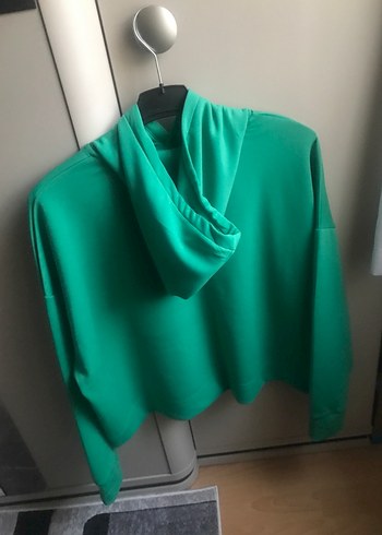 Mudo Kadın Parlak Yeşil Kapüşonlu Sweatshirt