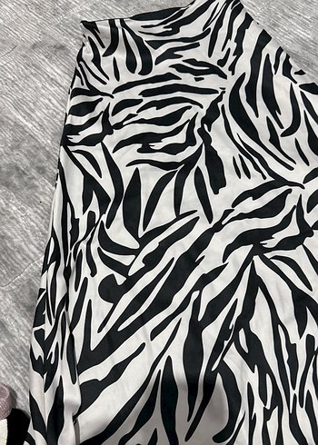 Zebra kadın saten etek , Fırfırlı, Modern Stil - Görsel 2