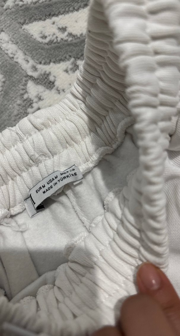 Kadın Beyaz Pamuklu Rahat Kesim Eşofman - Görsel 4