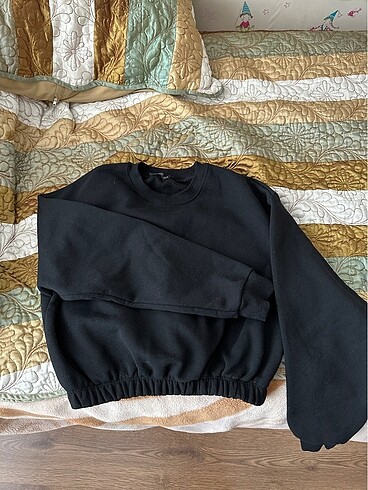 Trendyol & Milla Siyah crop sweatshirt