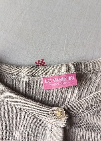 10 Yaş Beden LC WAİKİKİ KIZ ÇOCUK HIRKA