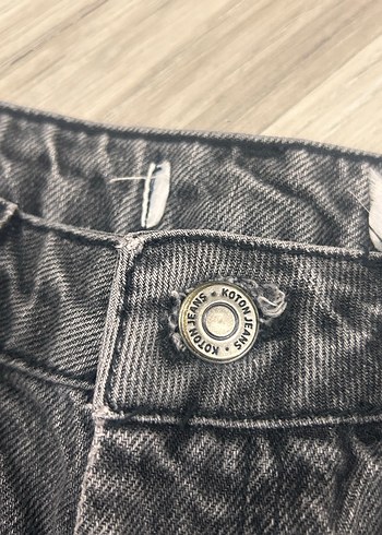 Gri Denim Kadın Normal Kesim Jean - Görsel 5