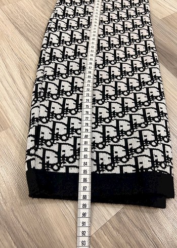 Desenli Siyah Uzun Kollu Triko Elbise - Görsel 3