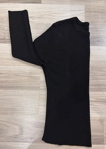 Uzun Kollu Siyah Fitili Kadın Kazak - Görsel 2