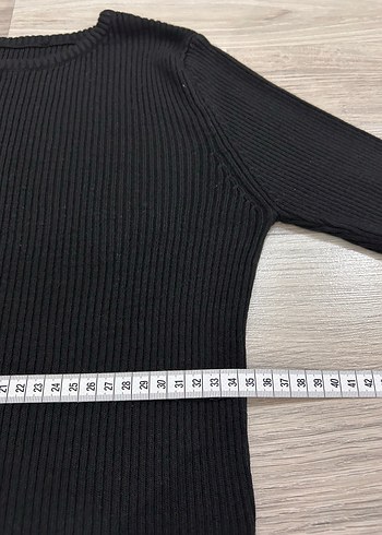 Uzun Kollu Siyah Fitili Kadın Kazak - Görsel 4