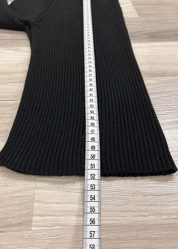 Uzun Kollu Siyah Fitili Kadın Kazak - Görsel 3