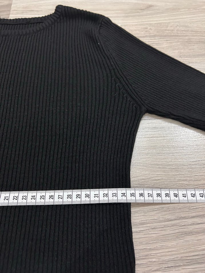 Uzun Kollu Siyah Fitili Kadın Kazak - Görsel 4