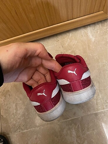 27 Beden kırmızı Renk Puma simli ayakkabı