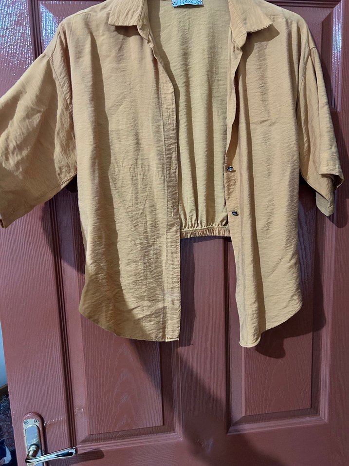 Sarı Keten Mini Düğmeli Kadın Gömlek - Görsel 2