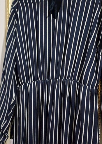 Çizgili V Yaka Uzun Kadın Elbise - Görsel 5