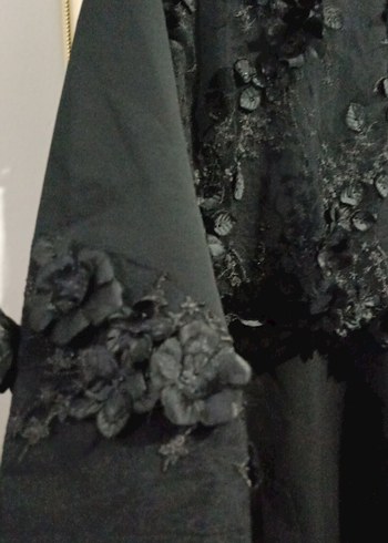 Uzun Siyah Gotik Nakışlı Kadın Elbise - Görsel 3