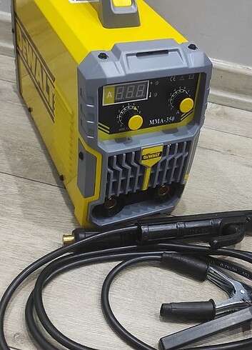 Dewalt kaynak makinasi