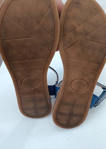 Mavi Parlak Tokalı Kız Sandalet - Görsel 3