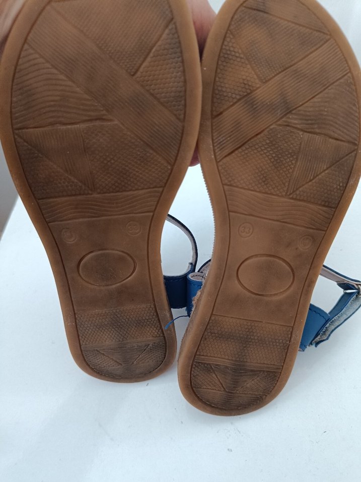 Mavi Parlak Tokalı Kız Sandalet - Görsel 3