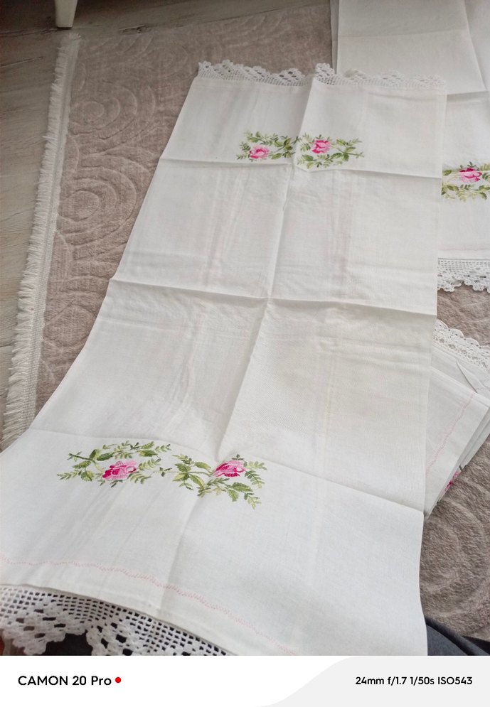 Nakışlı Beyaz takım - Görsel 2