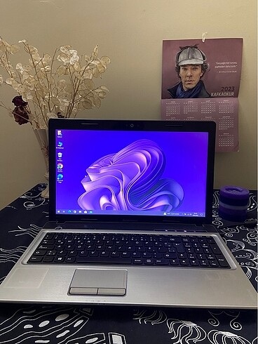 Lenovo Z560 intel İ5 Laptop Bilgisayar