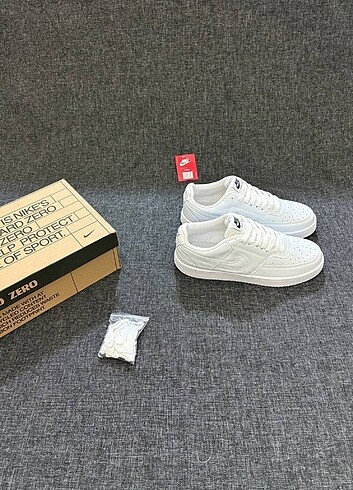 40 Beden Nike Court Vision