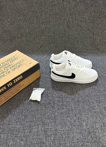Nike Nike Court Vision