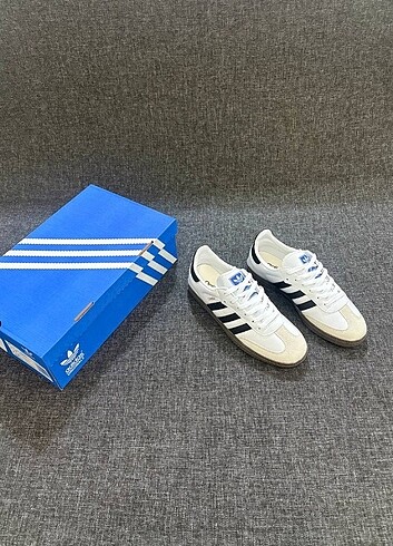 Adidas Samba