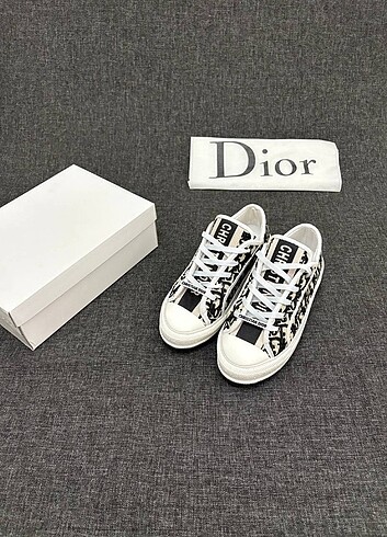 Dior Christian Dior